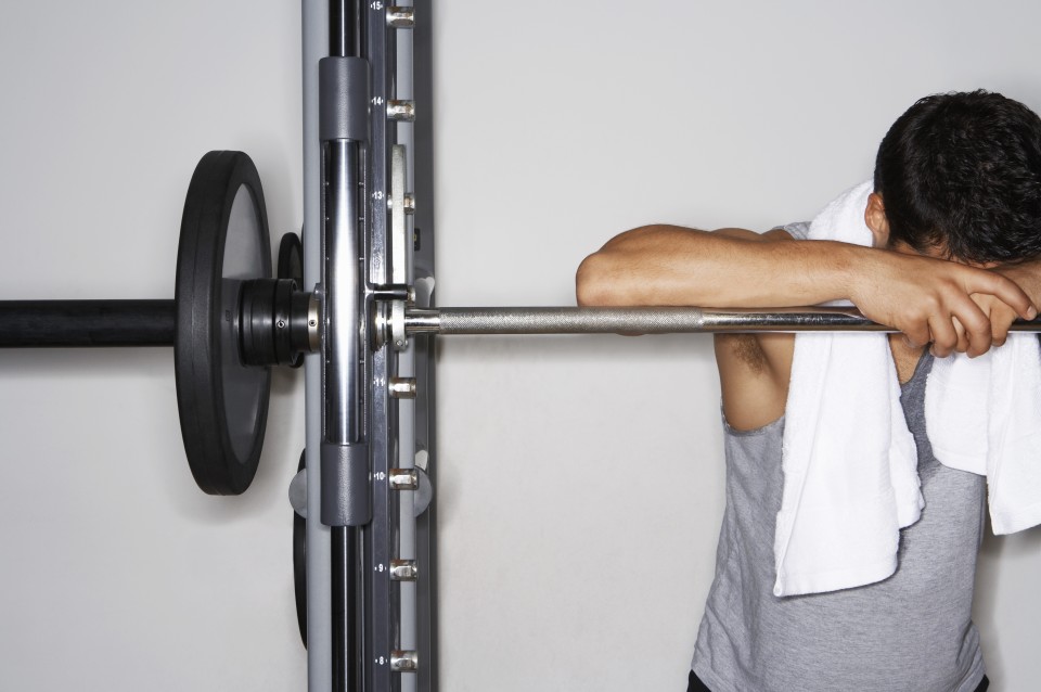 weightlifting train dont strain DN