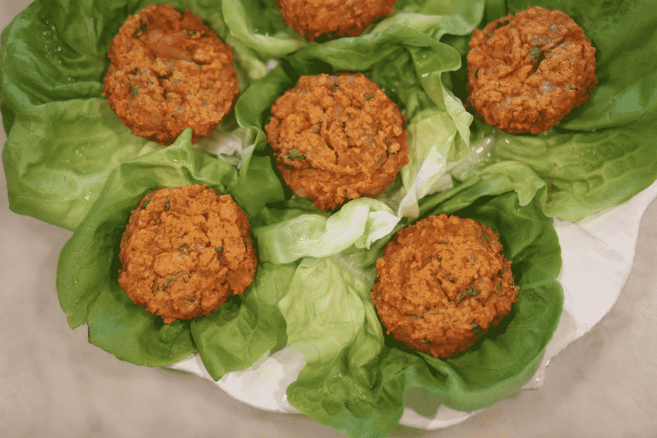 Chipotle Lentil Lettuce Wraps