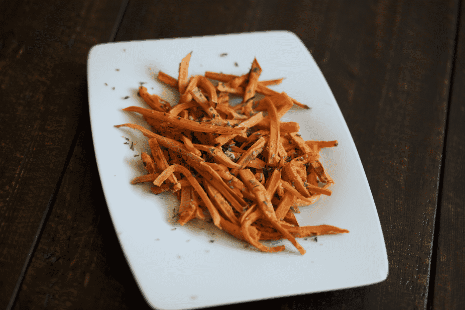 Zesty Garlic Sweet Potato Fries
