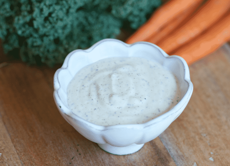 Tangy Herb Salad Dressing